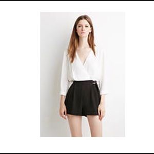 ✨SALE⭐️ Black & White romper 😍